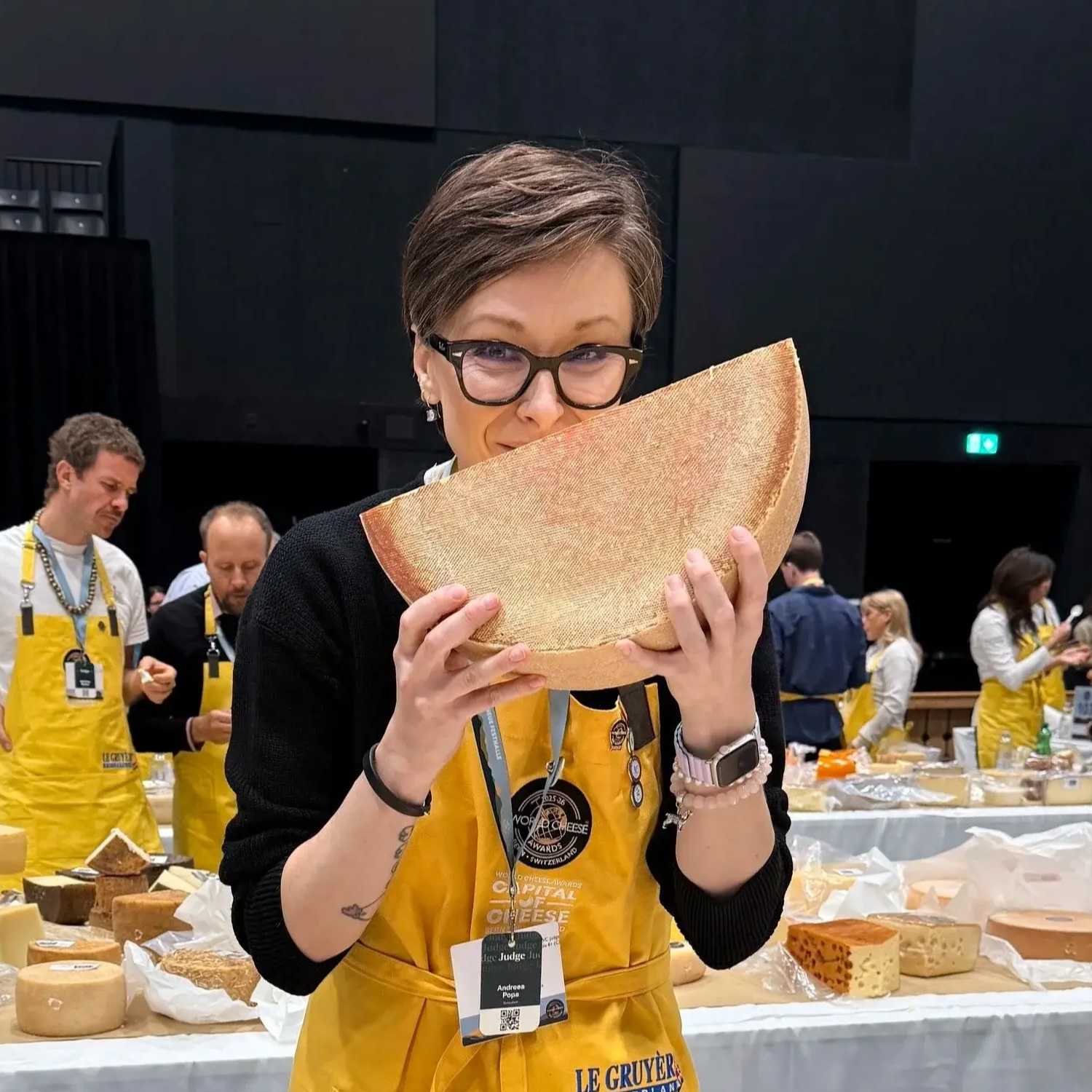 Andreea+Popa+-+primul+jurat+roman+la+World+Cheese+Awards